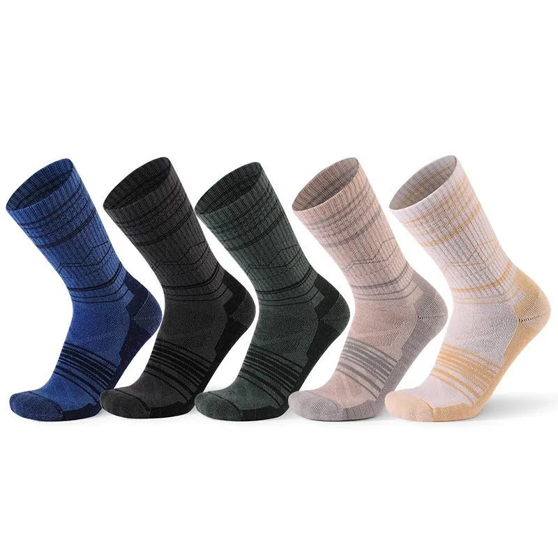 Wool knee-high sports socks for men and women in multiple colours with anti-slip and antibacterial features