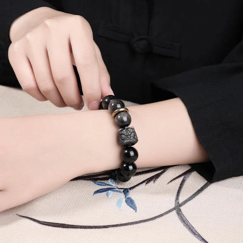 Chinese style resin bracelet with S519 colour on wrist