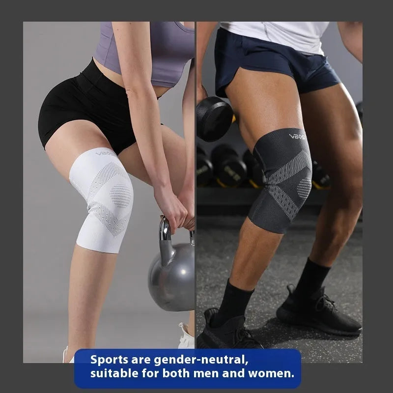 Sports running knee pad in black for adults, polyester fibre construction for joint protection during badminton and skipping.