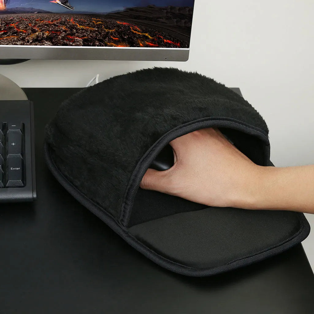 USB heated mouse pad with built-in warmer in black and pink on a desk