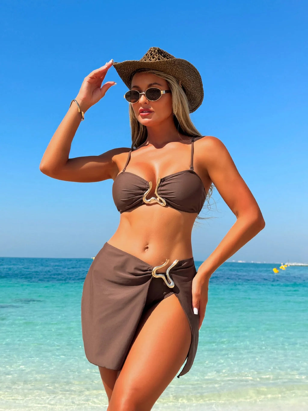 Women's three-piece solid colour swimsuit in dark brown nylon with backless design for swimming and wading