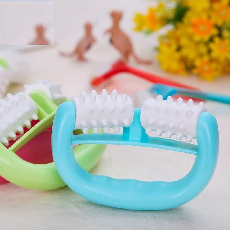 Handheld anti-cellulite massager roller with dot wheel in green, blue, and rose red, 13.5cm