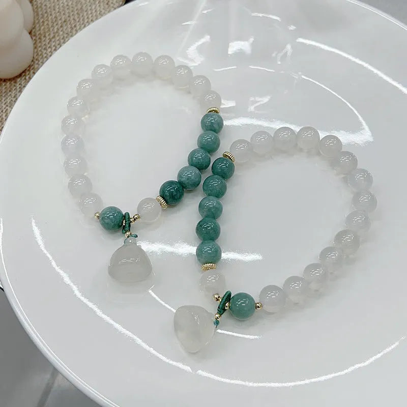 Women's retro Chinese style agate lotus seedpod bracelet with manual craftsmanship and Burma jade material