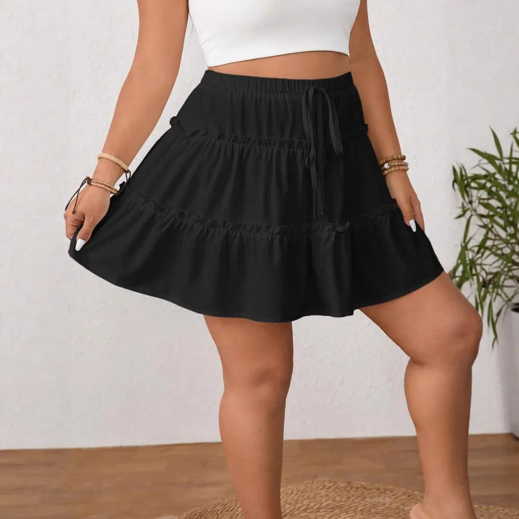 White A-line skirt with front lace-up detail and pleated pattern in milk silk sanding fabric