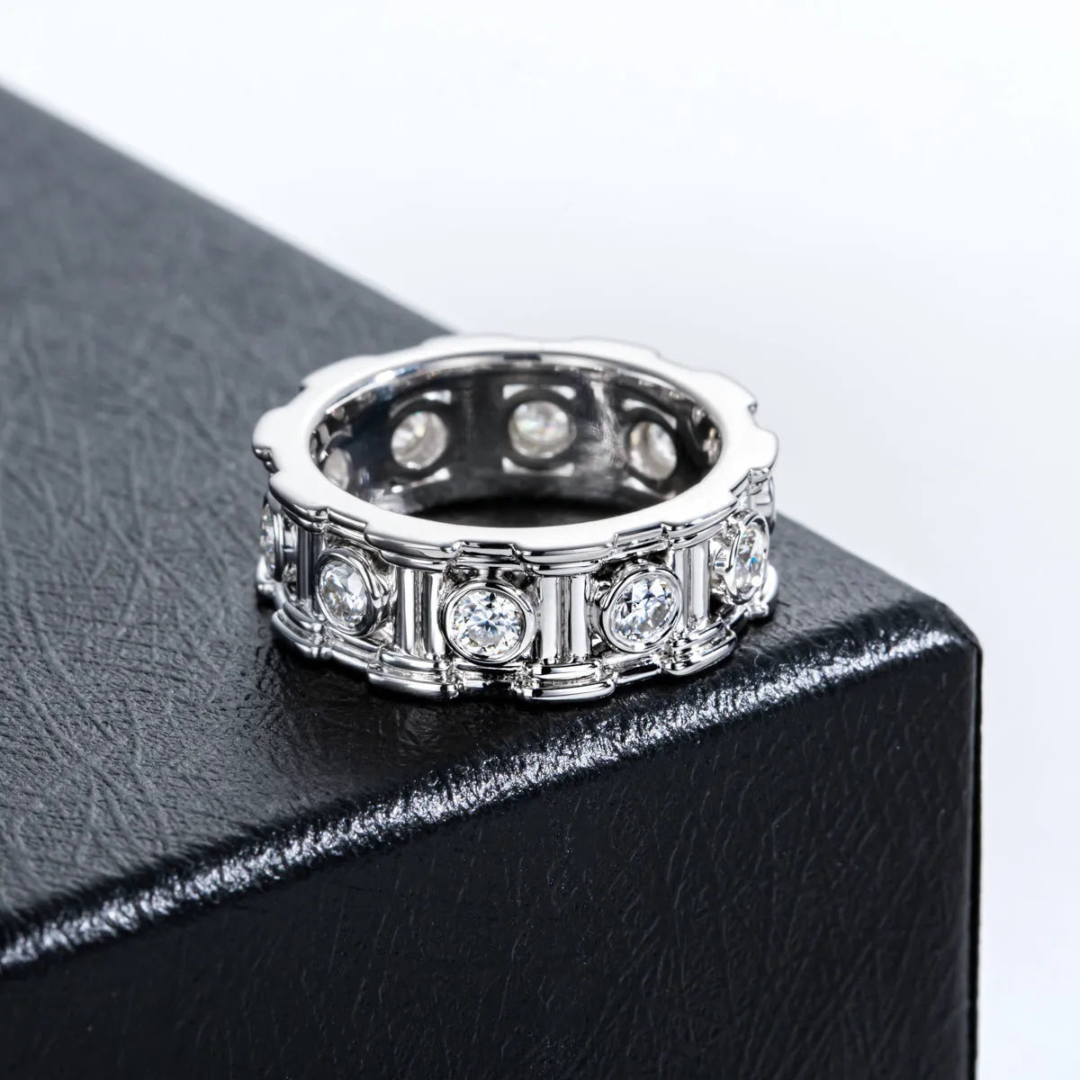 Roman column 925 silver moissanite ring with platinum finish, geometric shape, light luxury women's ring
