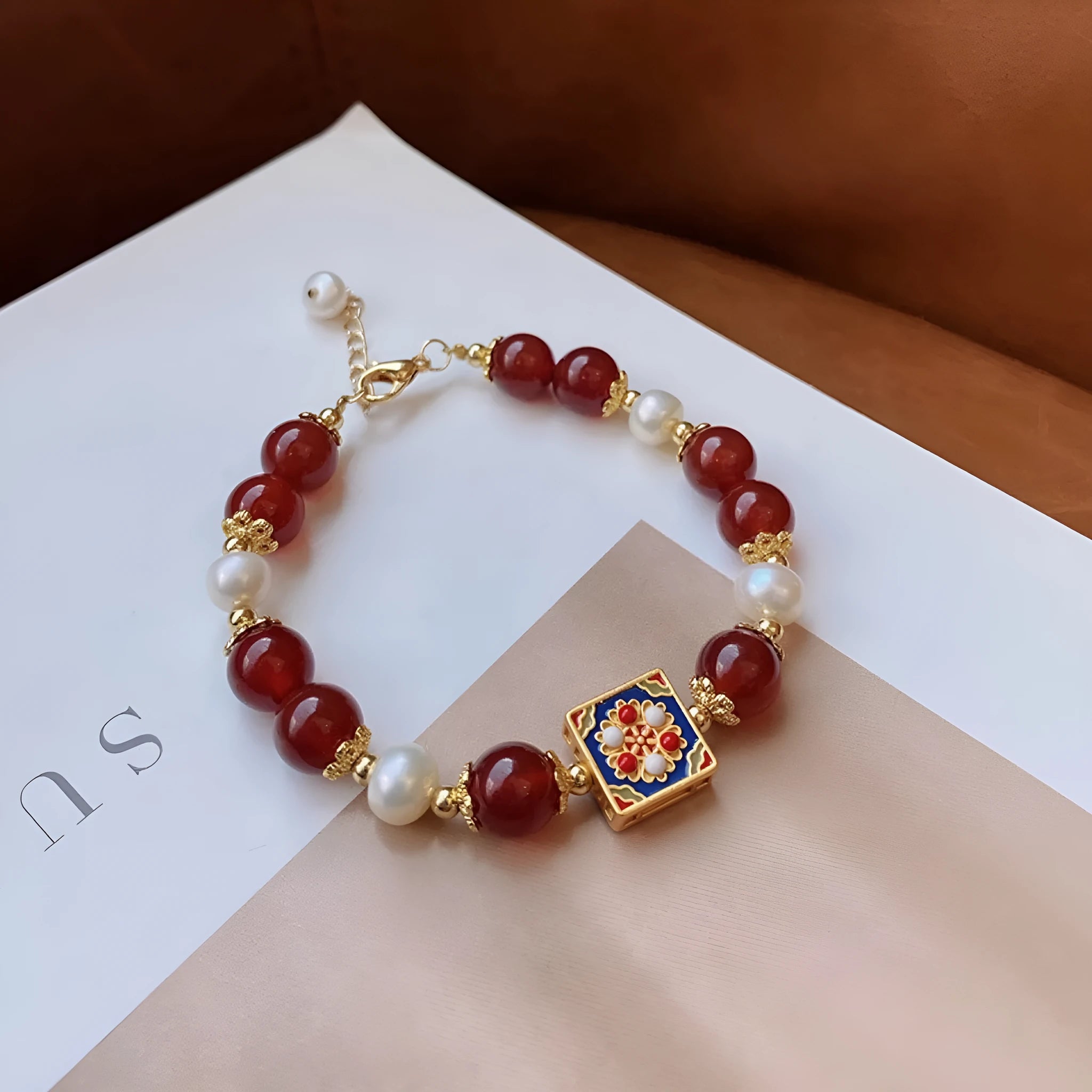 Women's pearl and red agate bracelet with constellation design, adjustable 14-17cm sizing