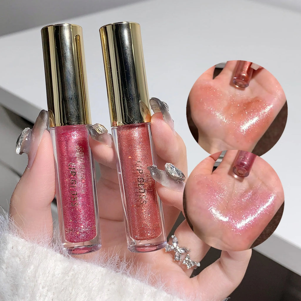 Moisturising flash lip gloss with water-light mirror finish in five colour options
