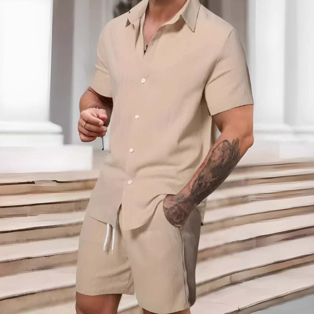 Men's polyester casual suit set with short sleeve shirt and matching shorts in street style