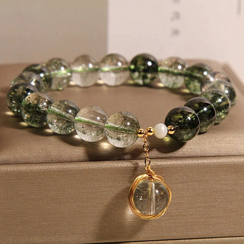 Green phantom quartz and chorite crystal bracelet for women in Japanese Korean style