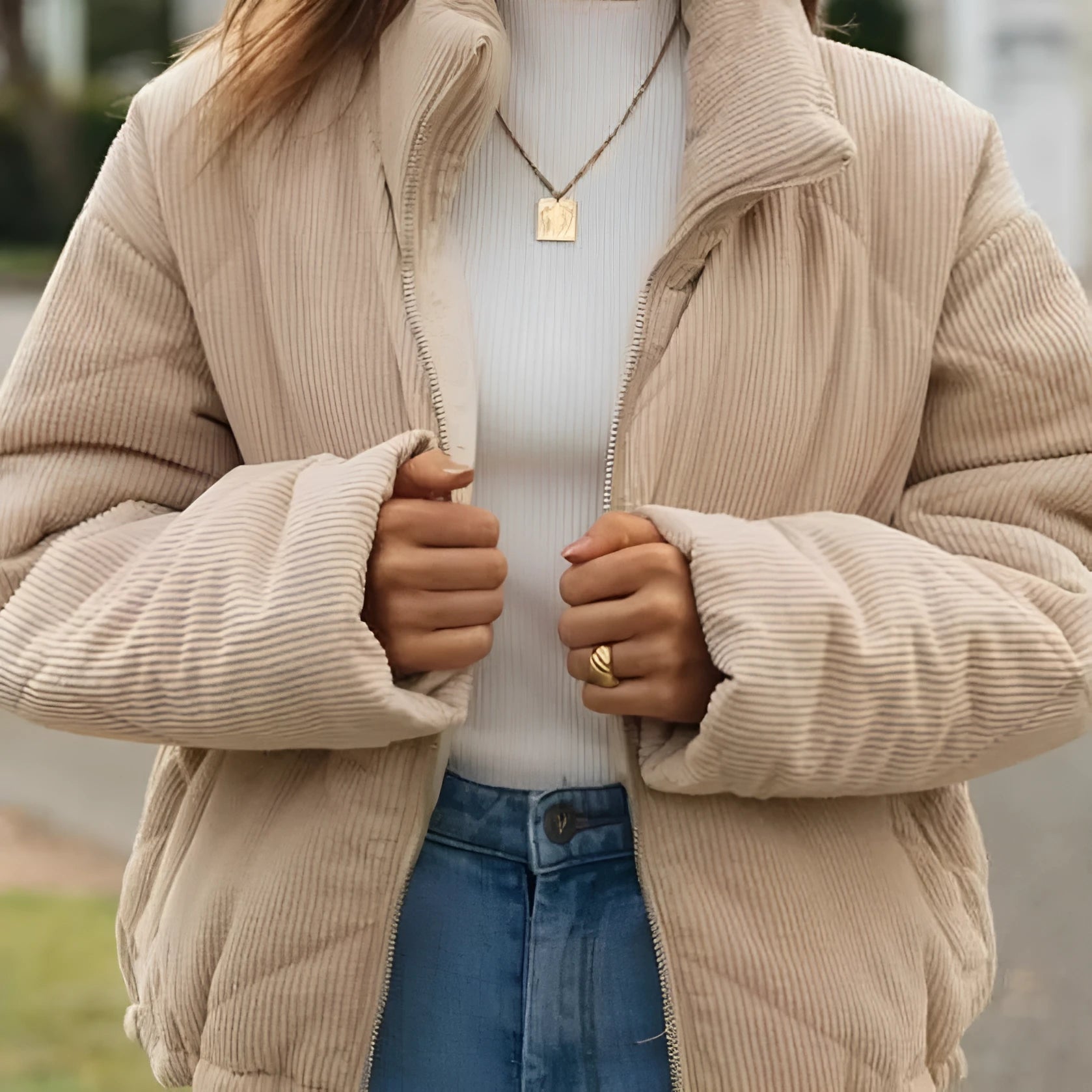 Women's apricot corduroy zipper jacket with stand collar and wadded construction