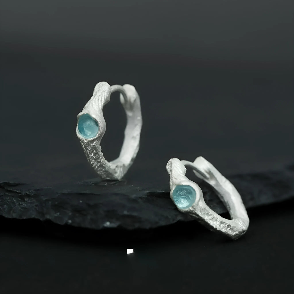 925 silver geometric ear clip for women in burnt silver colour with round design