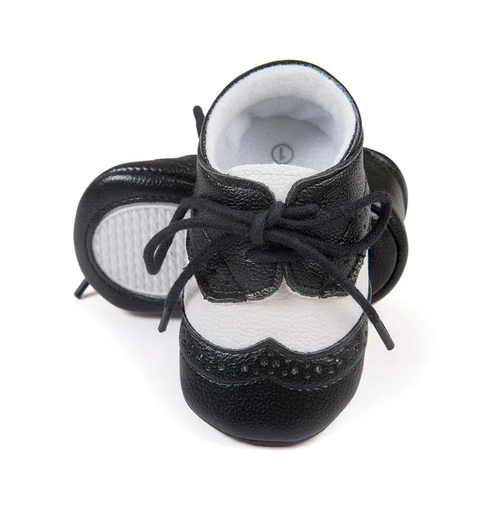 Men's baby soft-soled shoes in synthetic leather, vintage style, shown in light brown colour