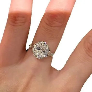Silver adjustable geometric copper ring with diamond treatment for women.