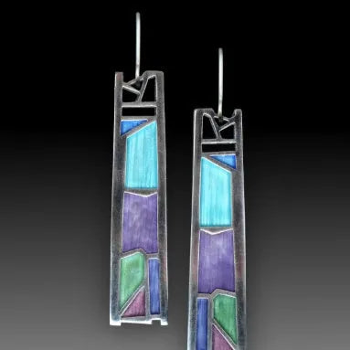 Silver water drop shaped alloy earrings with irregular oil colour pattern design