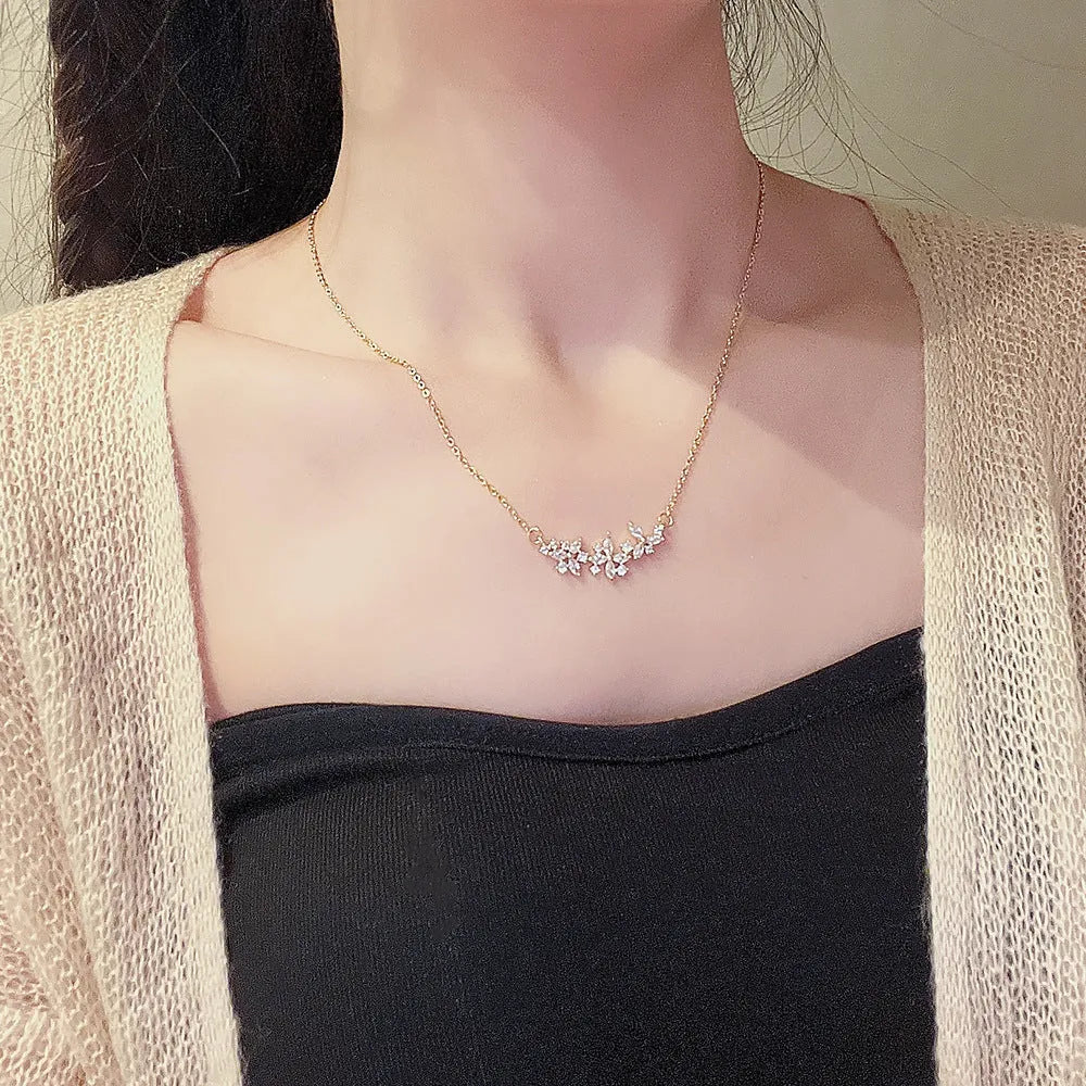 Titanium steel flower pendant necklace with petal zircon and mixed gem inlay, X251 gold, adjustable O-ring chain