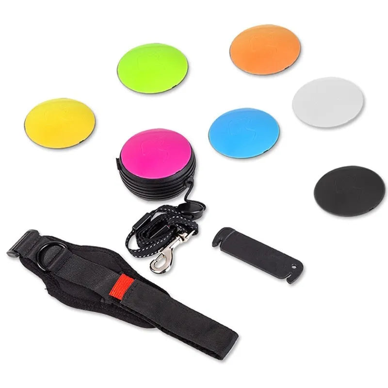 3-metre automatic retractable dog leash in six colour options with breakaway safety mechanism