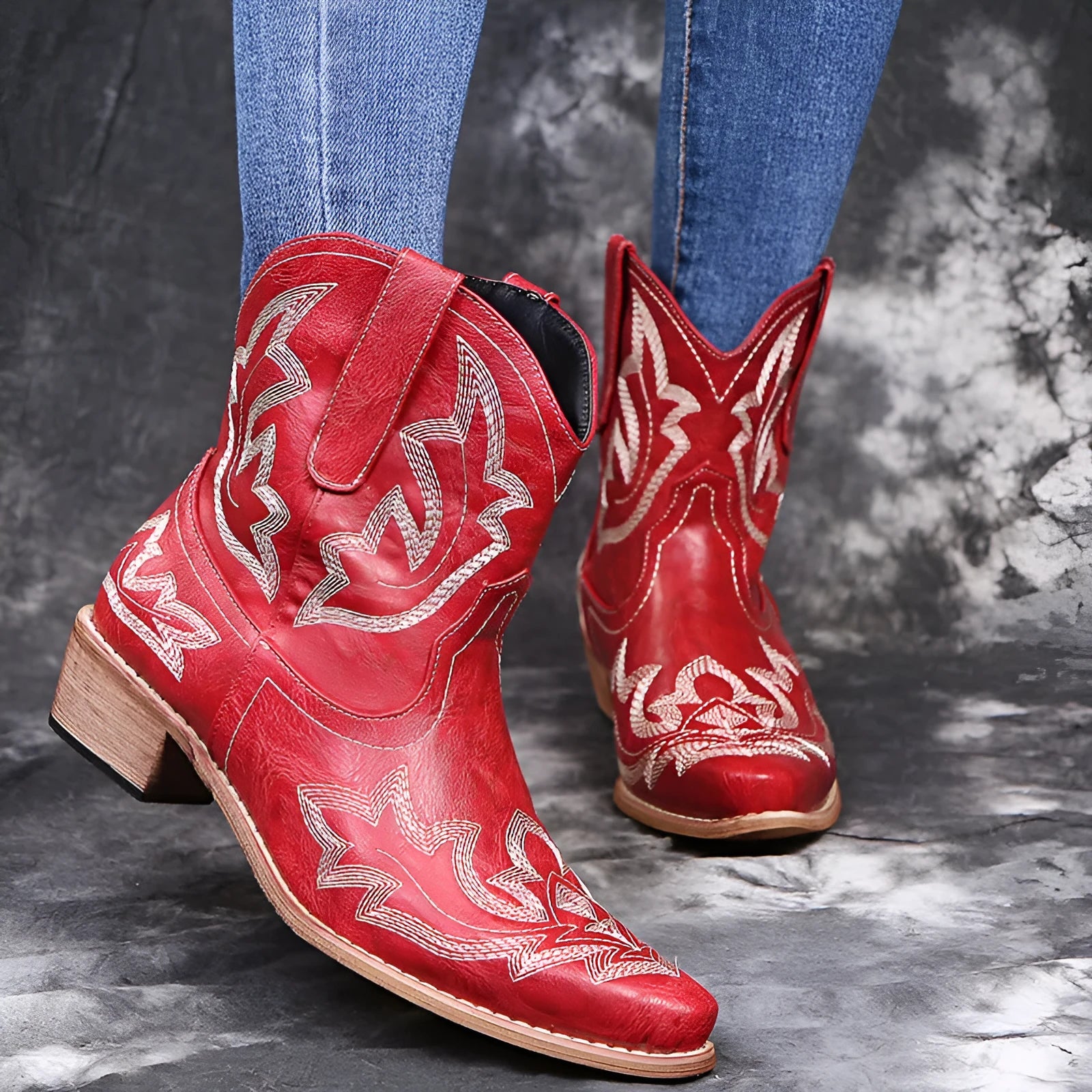 Women's embroidered cowboy boots with wedge heel in blue, brown and wine red colours