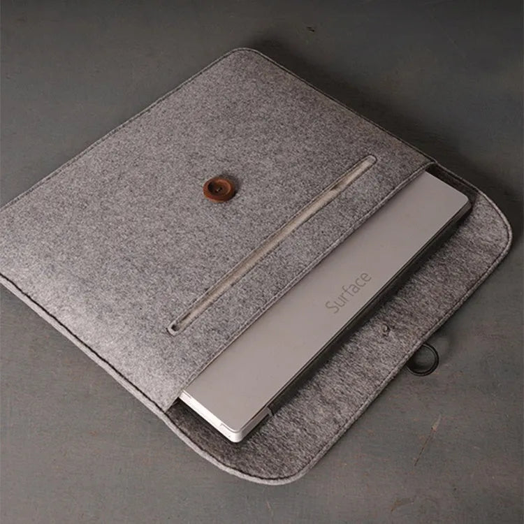 Felt laptop bag compatible with Apple MacBook, grey and orange colours, for 13-15 inch devices
