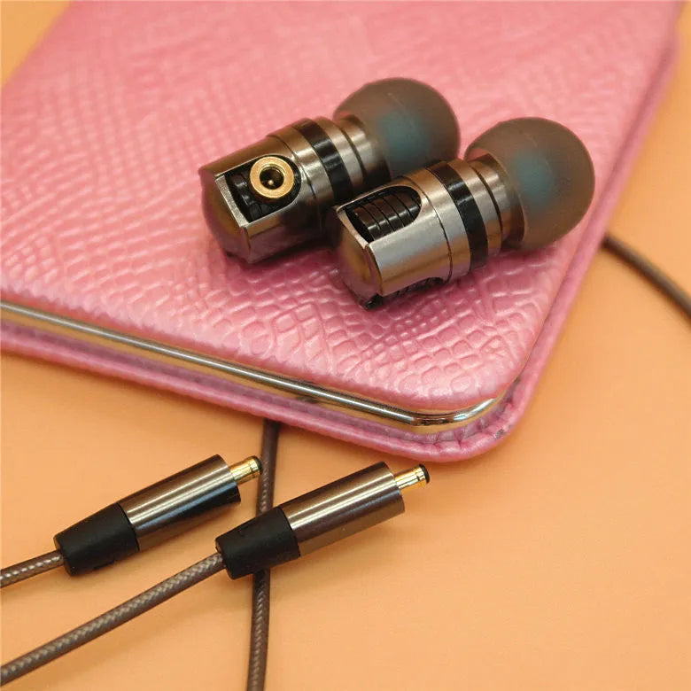 Titanium grey metal in-ear earphones with detachable aluminium foil TPE cable