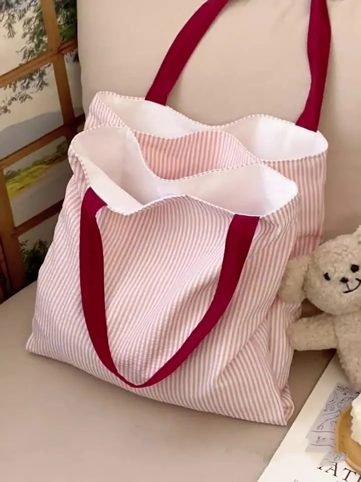 Plaid canvas multi-layer shoulder bag with cotton-thickened material and lined interior