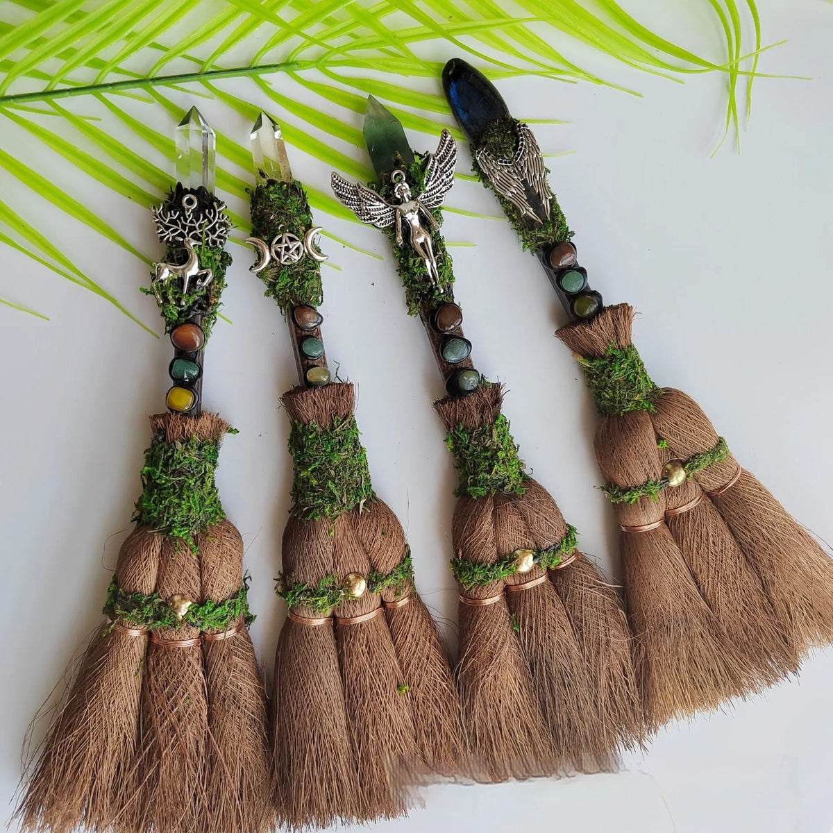 Natural chalcedony crystal single pointed column broom magic prop in oval shape, American style