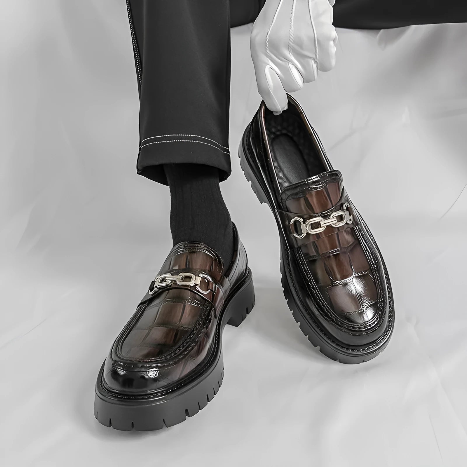 Men's crocodile pattern leather loafers with platform sole in black colour