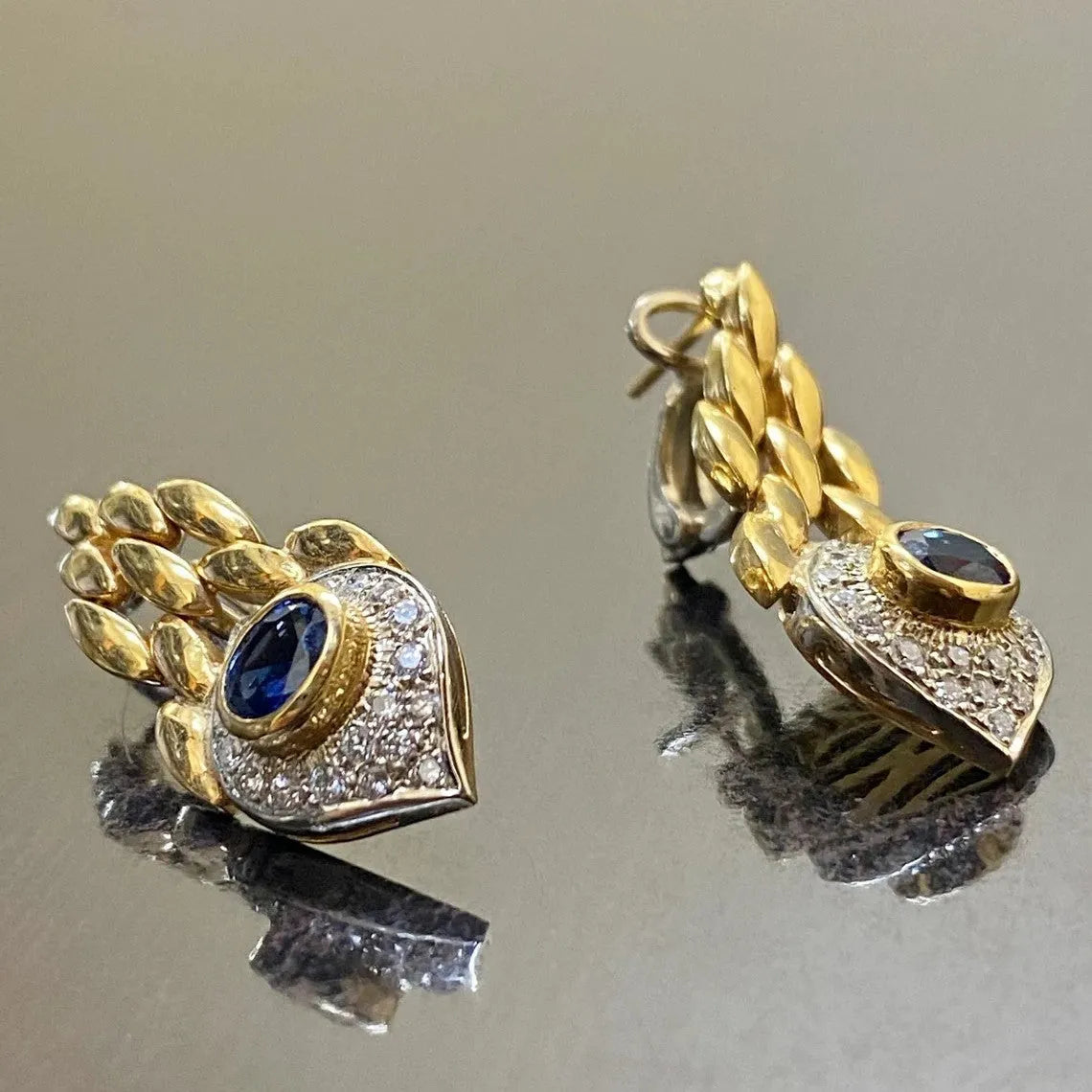 Pair of retro snake earrings for women in imitation gold electroplated alloy, OL fashion style
