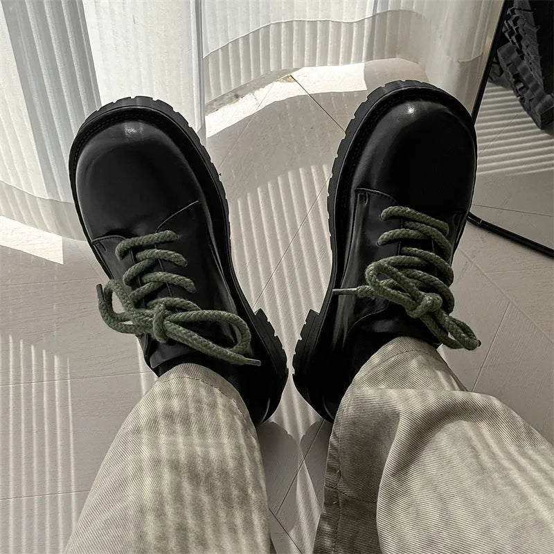 Big Head Derby unisex casual platform shoes in microfiber with a rubber sole.