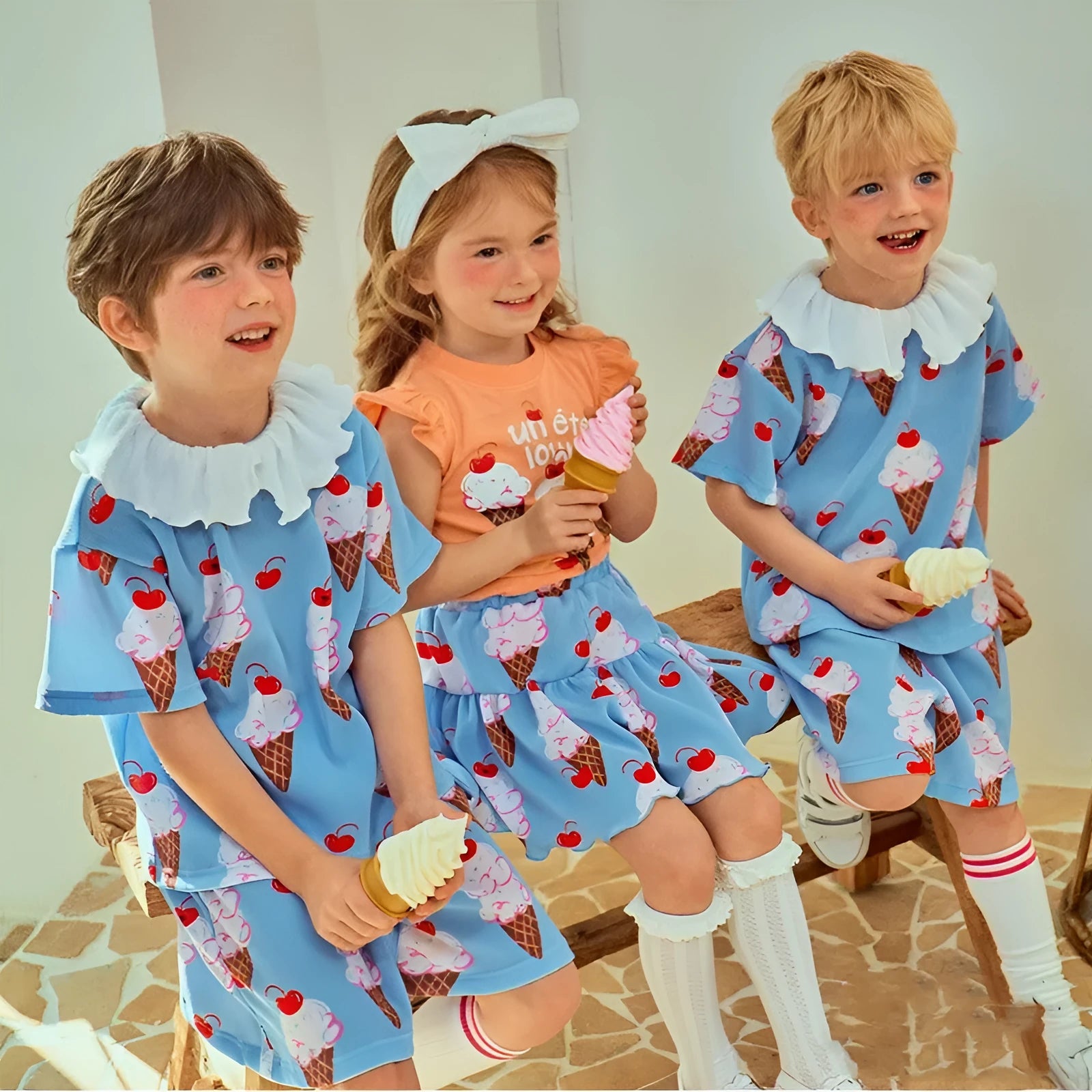 Children's Ice Cream pleated T-shirt shorts Korean set in BE Blue Suit, two-piece summer outfit on white background