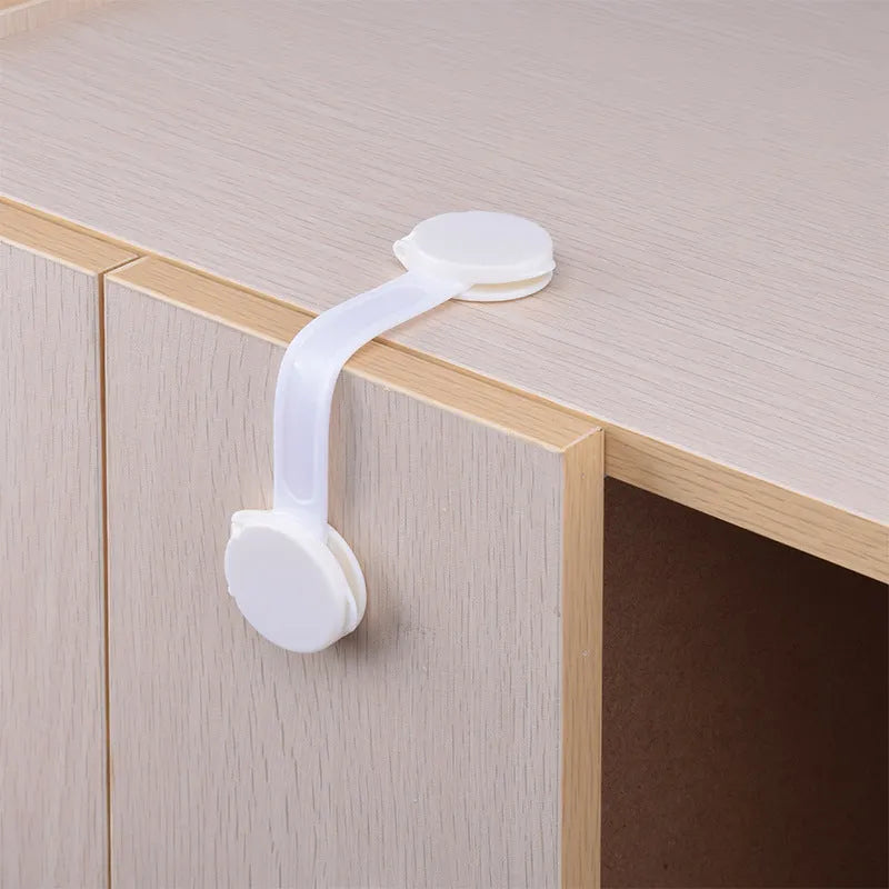 Transparent child safety lock anti-clamp hand 3.8x15.3 cm for cabinet protection