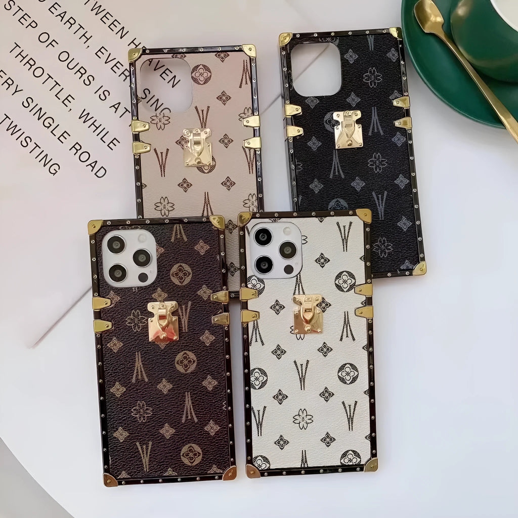 Back cover square leather phone case in brown for Samsung Galaxy S22