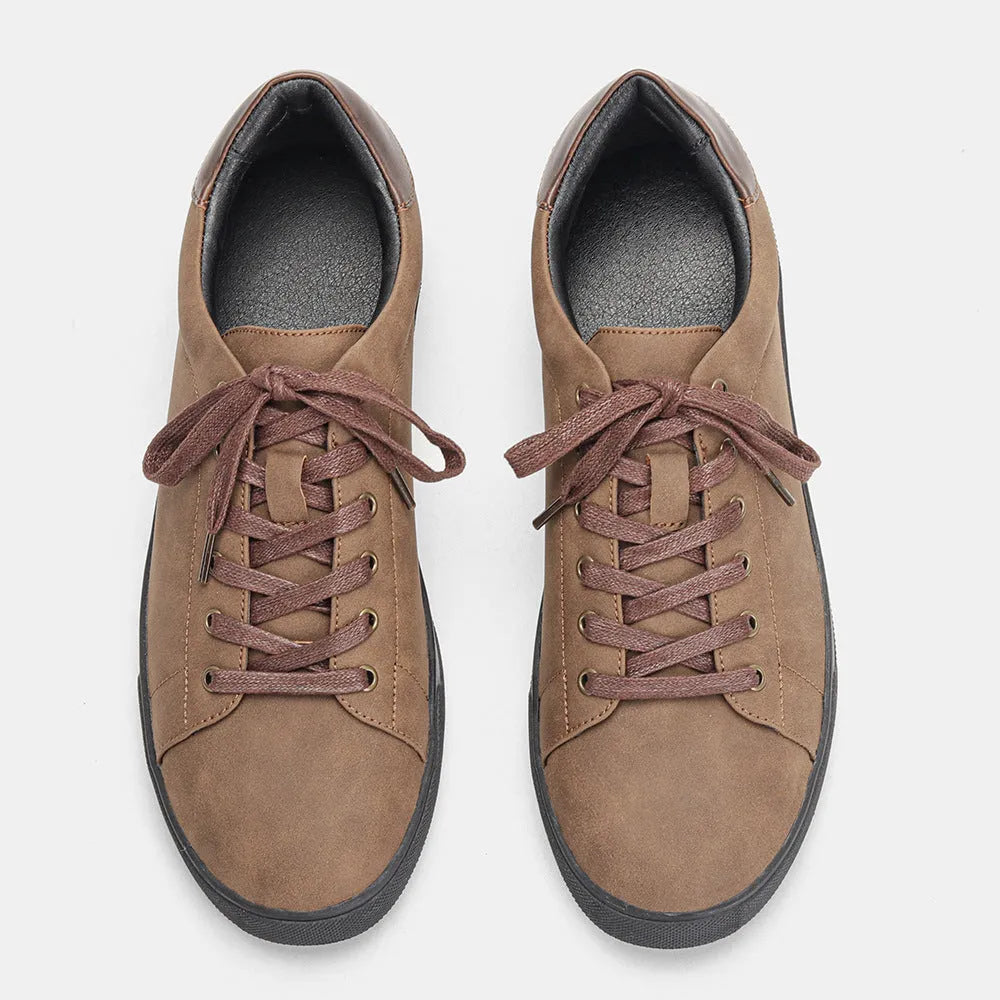 Men's casual pumps in colour KD4276, artificial PU upper with leather stitching, round toe, low flat heel