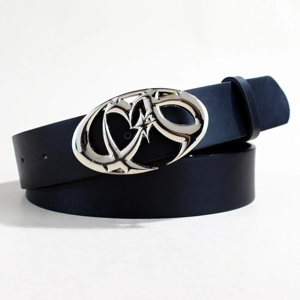 Casual silver buckle belt in PU leather with snap button fastening, showing 3.3cm width and 105cm length