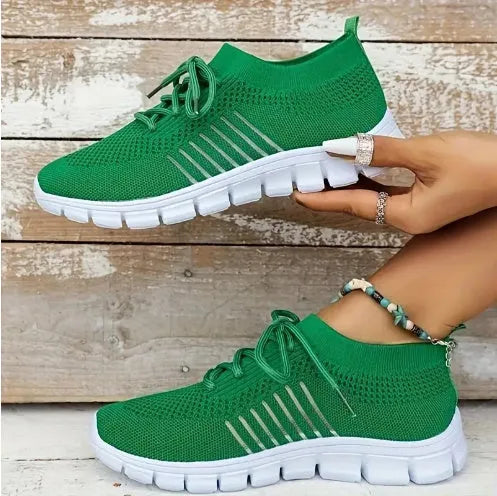 Women's high-cut lace-up platform sneakers in a casual style with a breathable upper and rubber sole