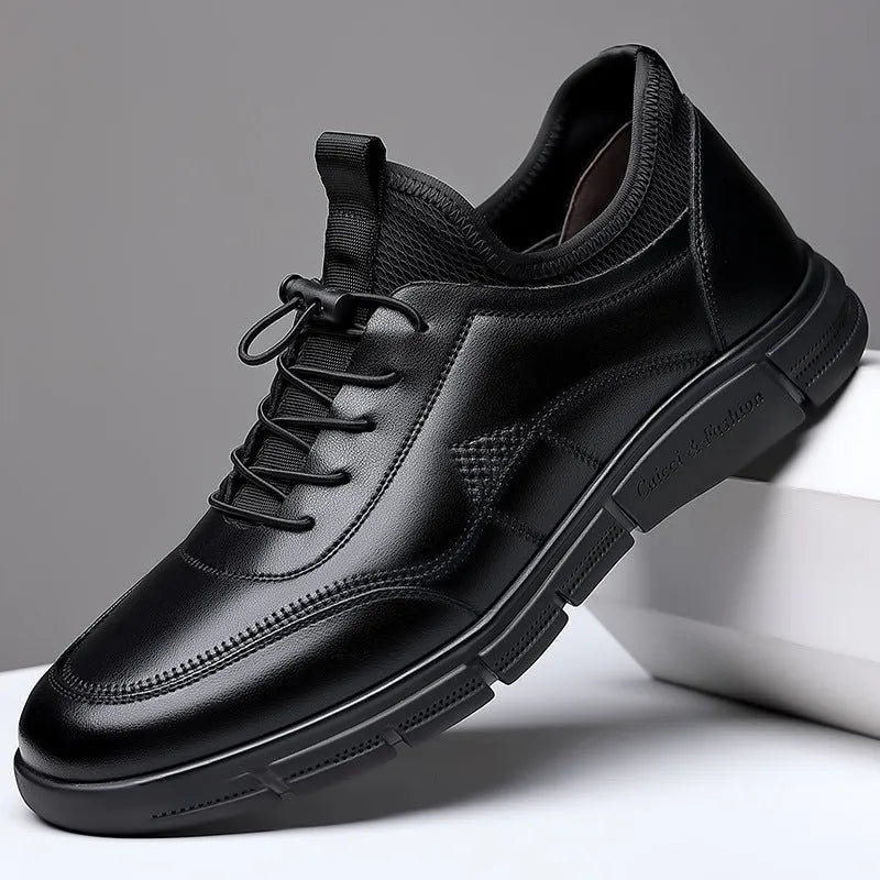 Black men's casual business shoes with round toe and leather stitching details