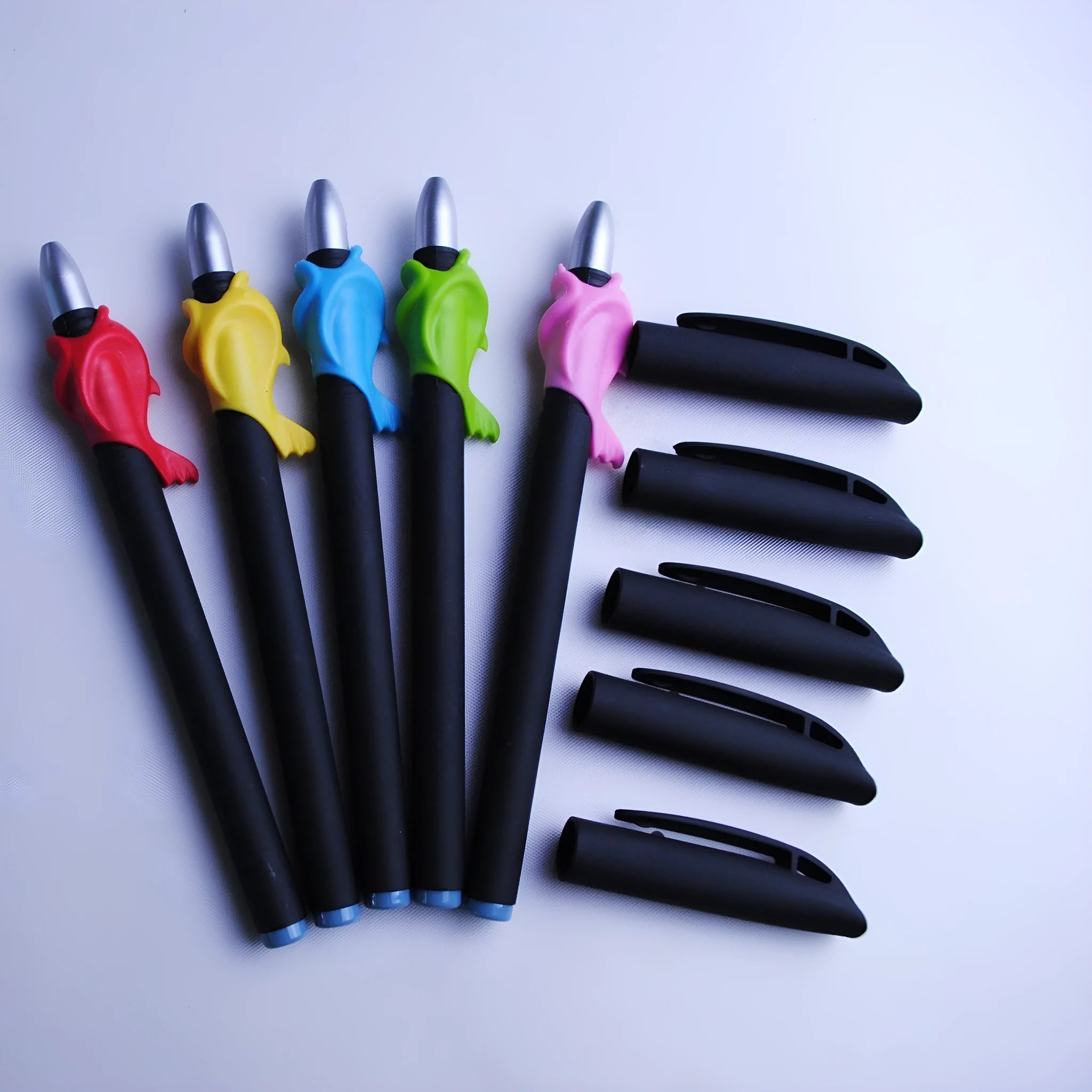 Blue automatic fading pen set with 0.5mm tip, 130mm plastic body and eight pen cores