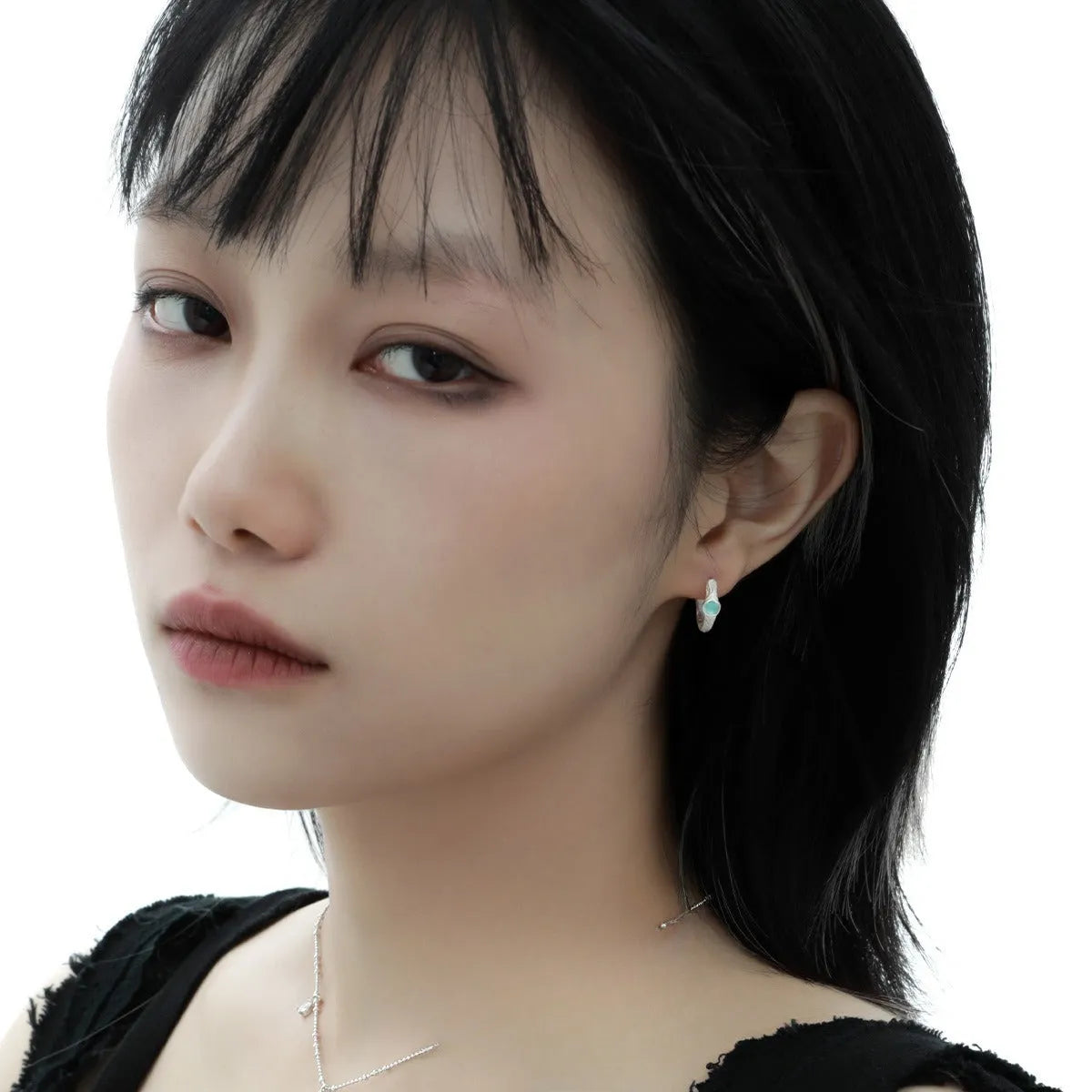 925 silver geometric ear clip for women in burnt silver colour with round design