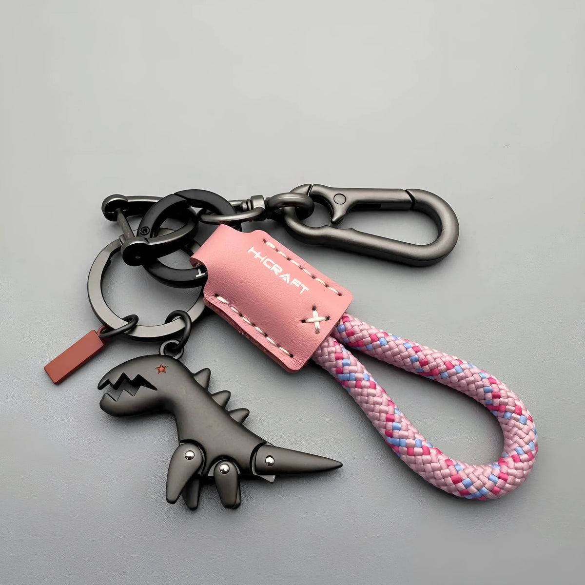 Cute cartoon little dinosaur keychain pendant in zinc alloy on schoolbag keyring