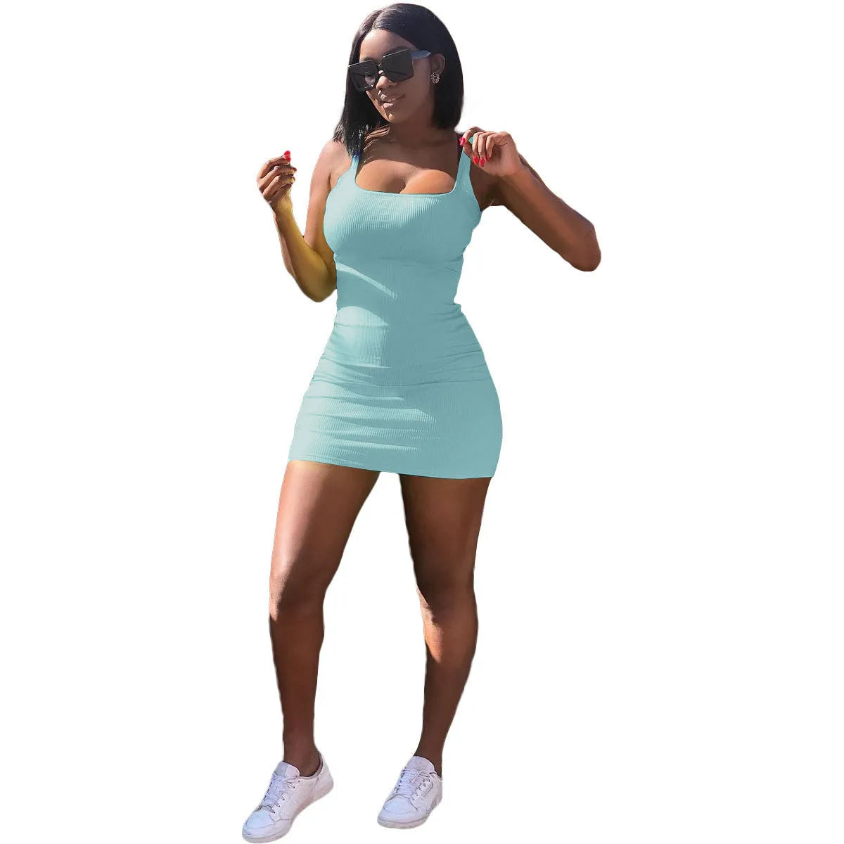 Casual big U-neck slim fit dress with princess sleeves and stripe straps in light green.