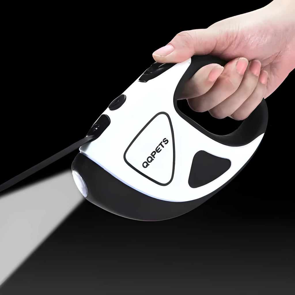 Retractable dog leash with LED night safety light, anti-slip handle and 3m or 5m telescopic length