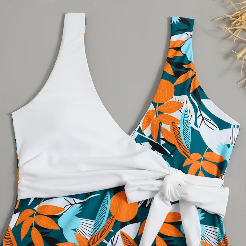 Women's high-waist one-piece swimsuit with printed pattern in quick-drying fabric