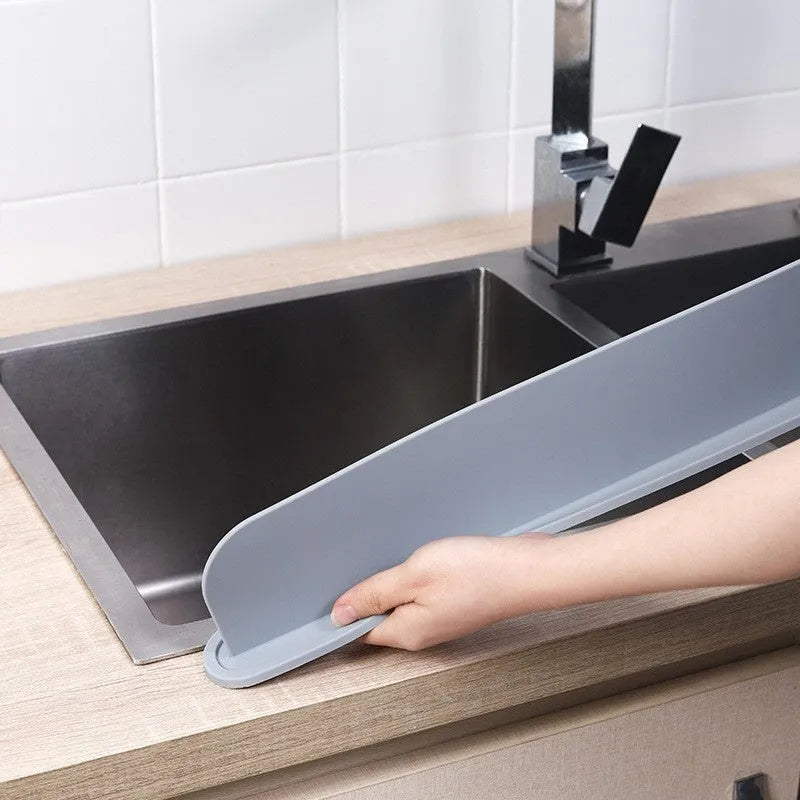 Silicone kitchen sink water blocking plate splash guard in grey colour