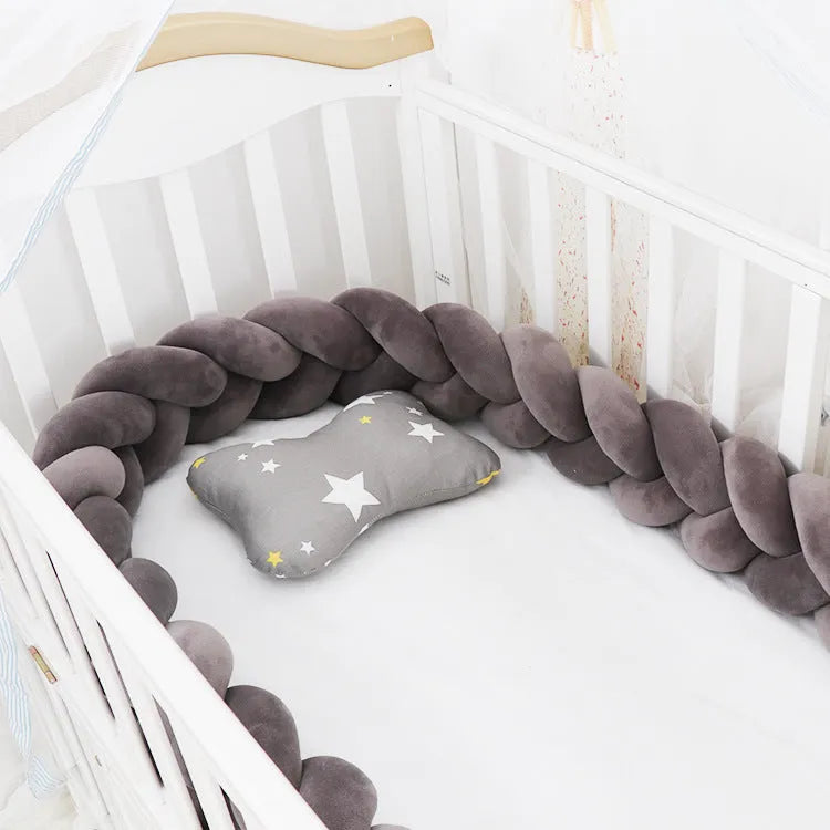 Flexible braid knot baby bumper cushion in soft spandex velvet for crib protection