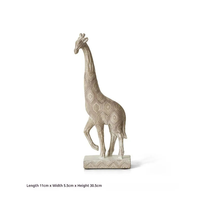 Wood colour European style giraffe resin ornament for shelf and cabinet decoration.