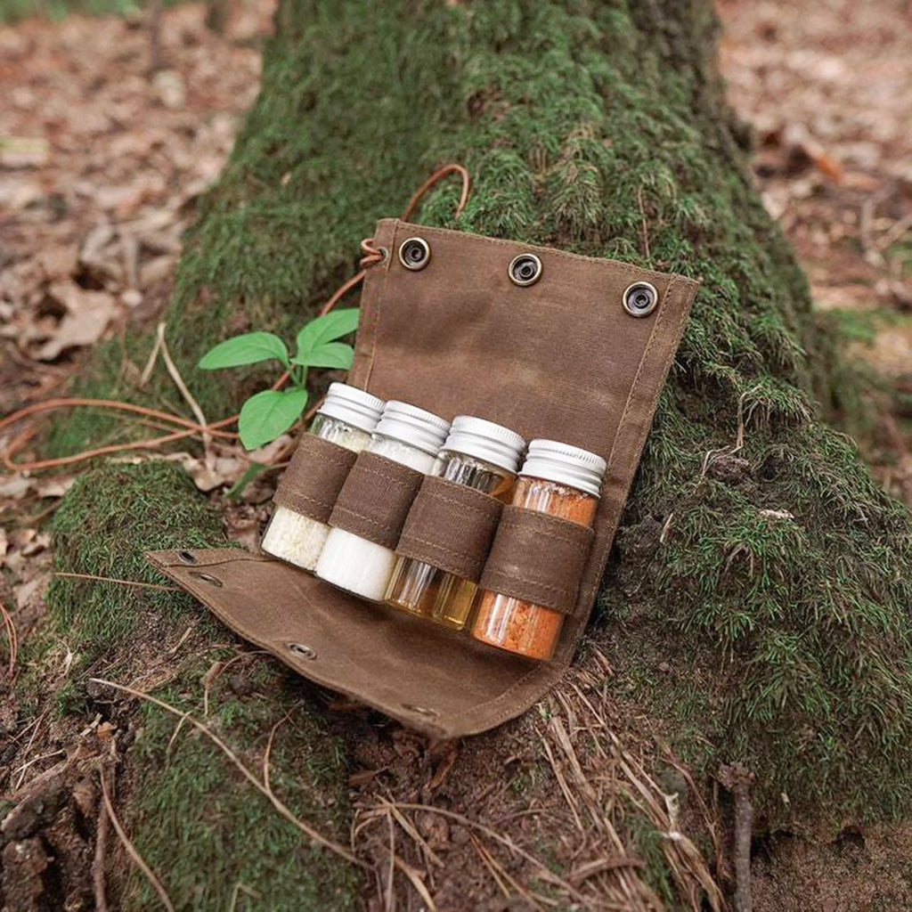 Outdoor picnic plastic cutlery set with napkin and canned canvas spice storage kit in army green or khaki, square under 300 ml, with canvas bag
