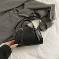 Korean-style women's shell shoulder bag in square shape with optional pendant attachment