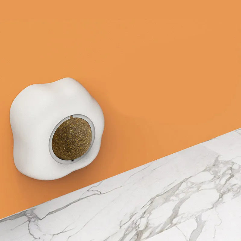 Interactive catnip ball toy in fried egg or poached egg shape with cute cat head design
