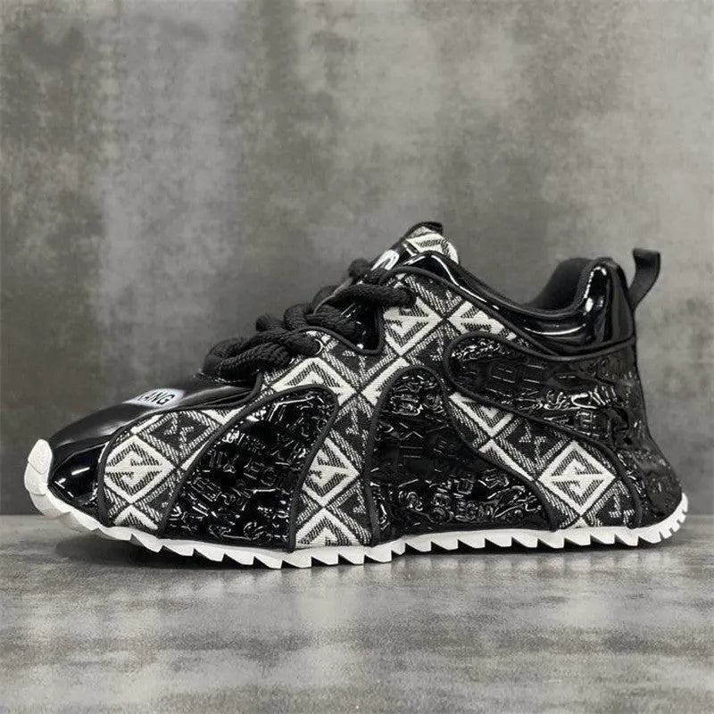 Men's creamy-white casual low-top shoes with embroidery stitching on the PU upper and a thick platform rubber sole.