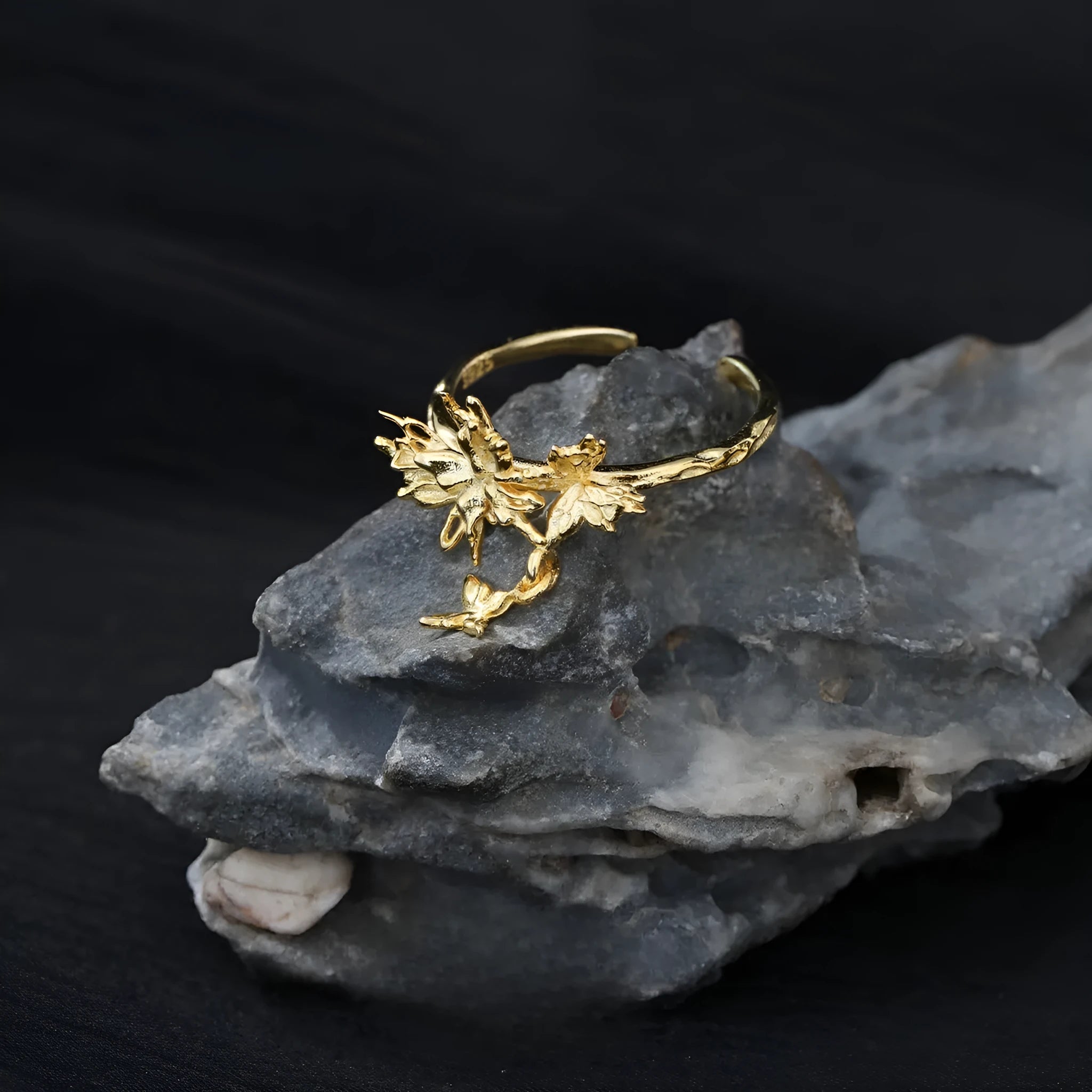Women's silver butterfly ring with adjustable opening in electroplated gold colour