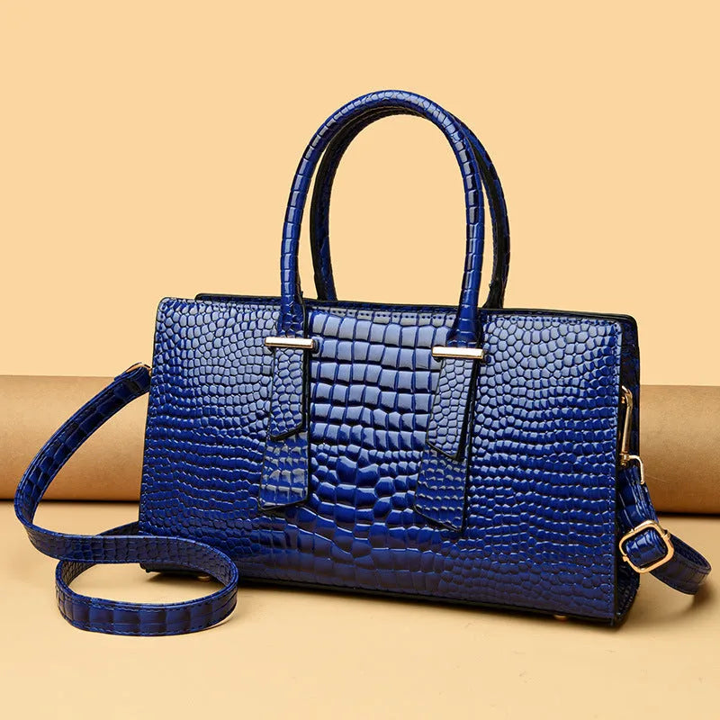 Women's retro crocodile pattern all-match shoulder messenger bag in black, PU material, front view
